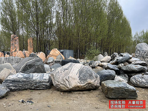 现货公园河道水冲石假山石